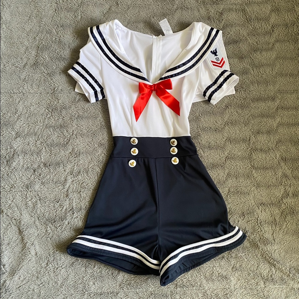 Women’s Sailor Costume